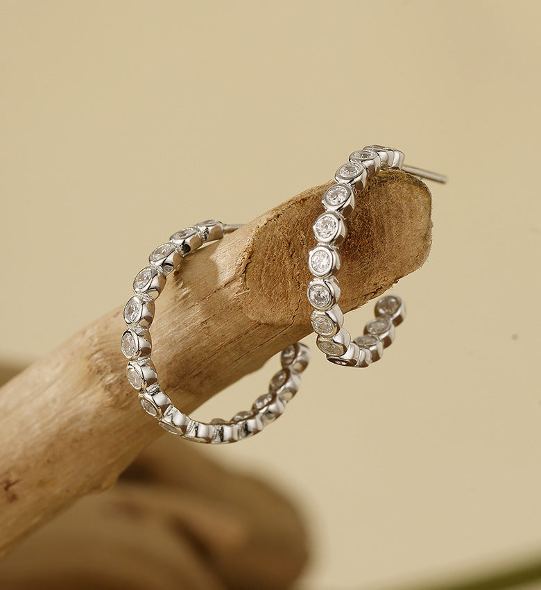 C-Shaped Hoop Earrings