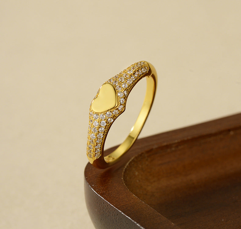 Pavé Heart Signet Ring