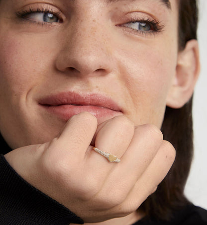 Pavé Heart Signet Ring