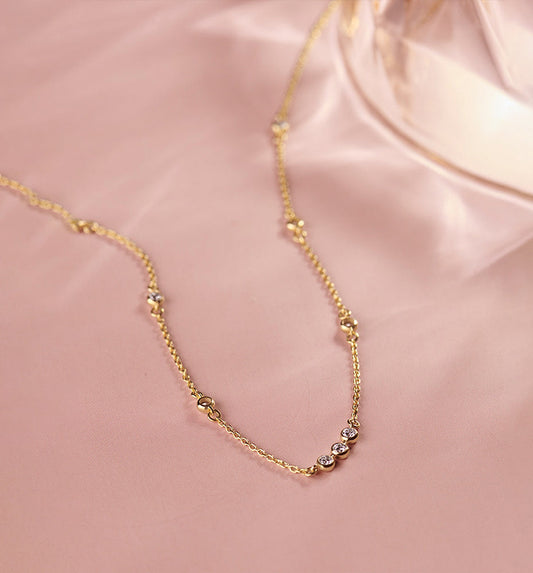 Stationed Curve Necklace