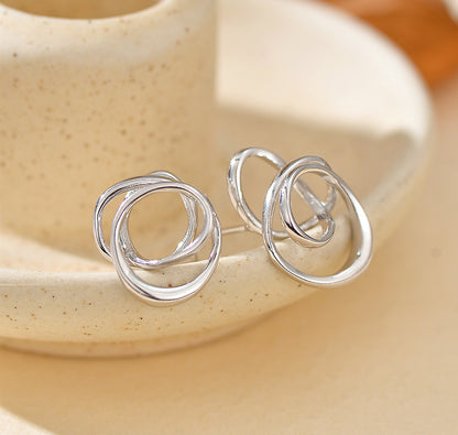 Winding Circle Stud Earrings