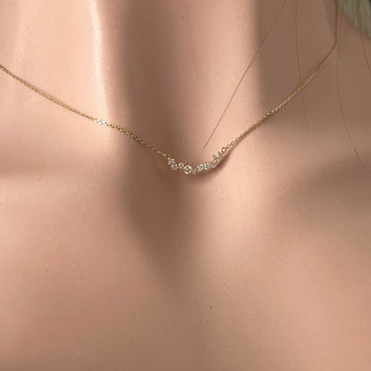 Curve Stone Pendant Necklace