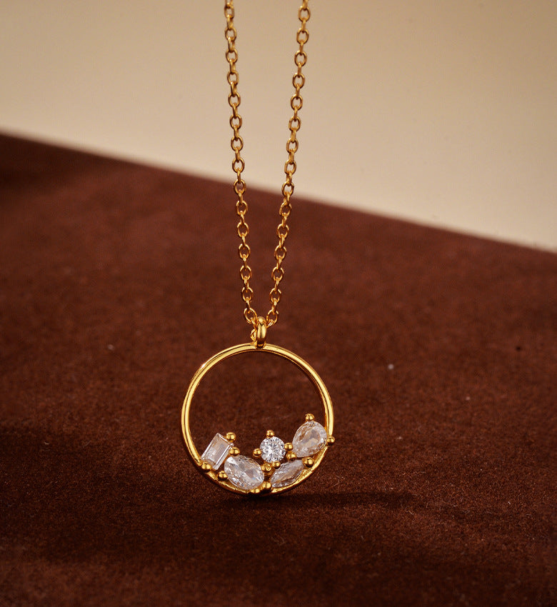 Circle Cluster Pendant Necklace