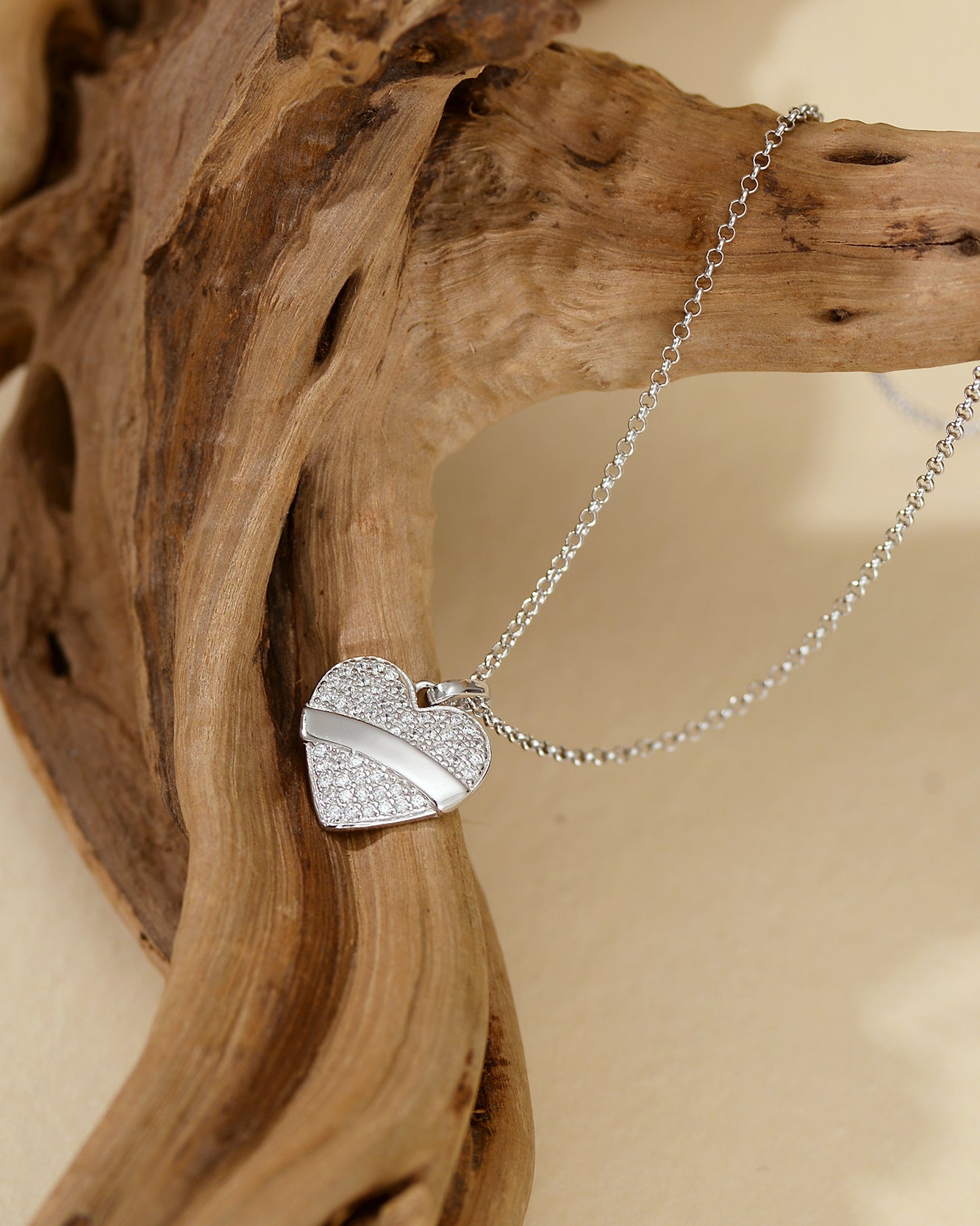 Diagonal Band Heart Pendant Necklace