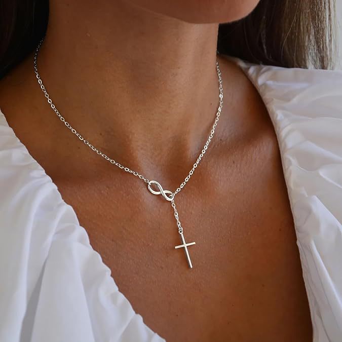 Figure 8 Cross Pendant Necklace