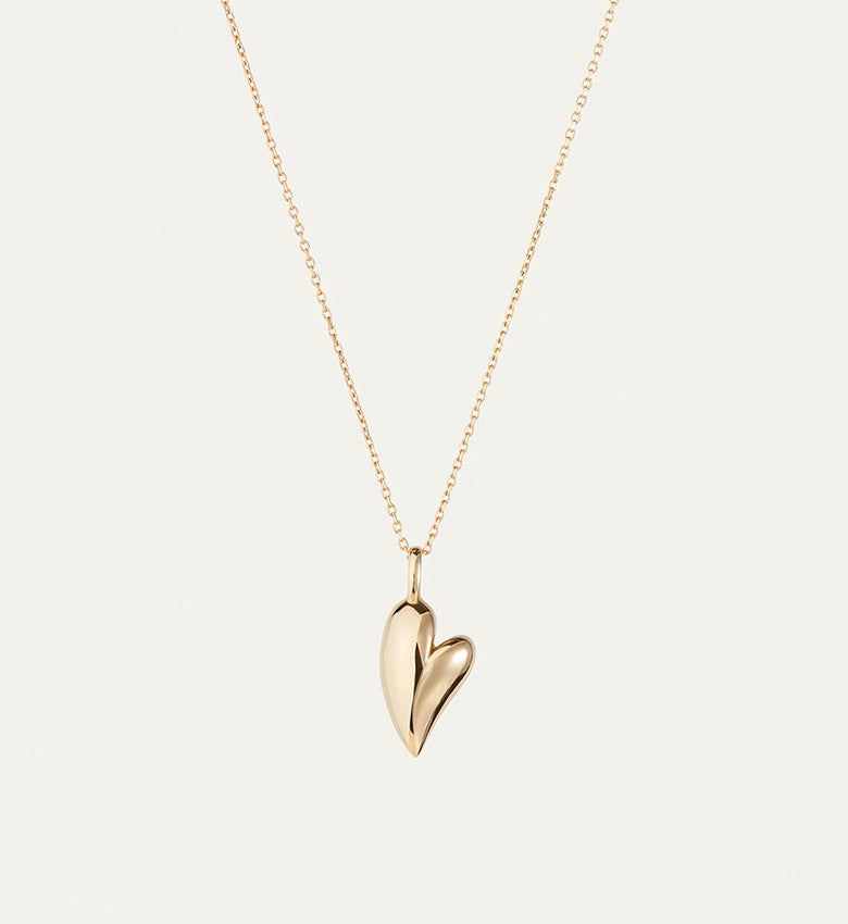 Minimalist Heart Pendant Necklace
