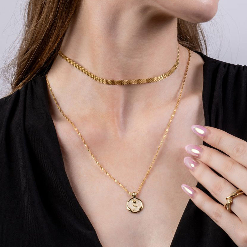 ELORIA Bloom Pendant Necklace