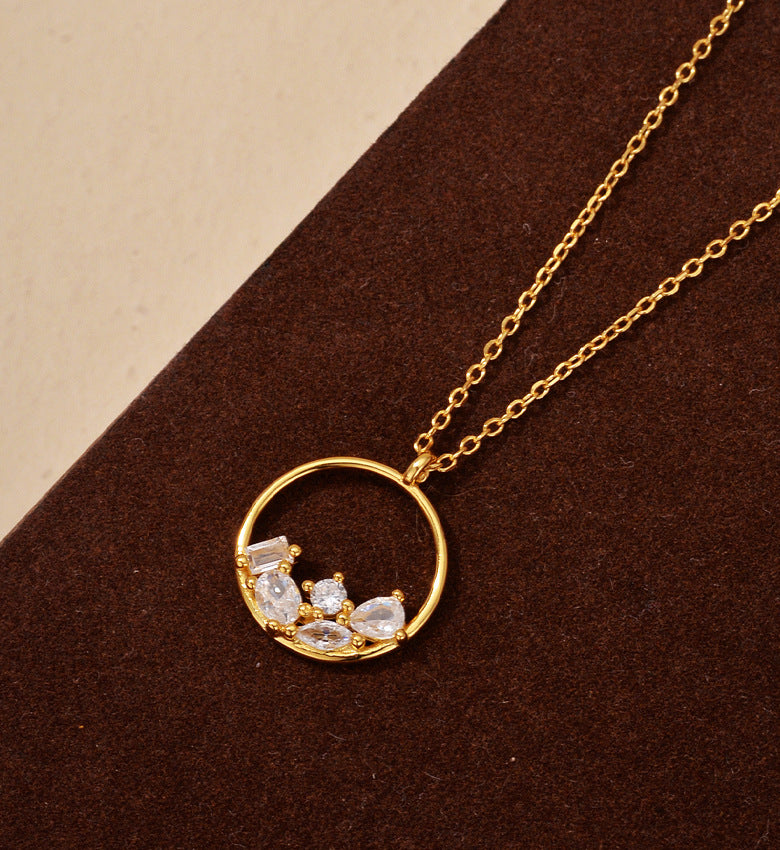 Circle Cluster Pendant Necklace