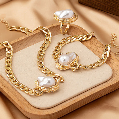 Vintage-Inspired Jewelry Pearl Set
