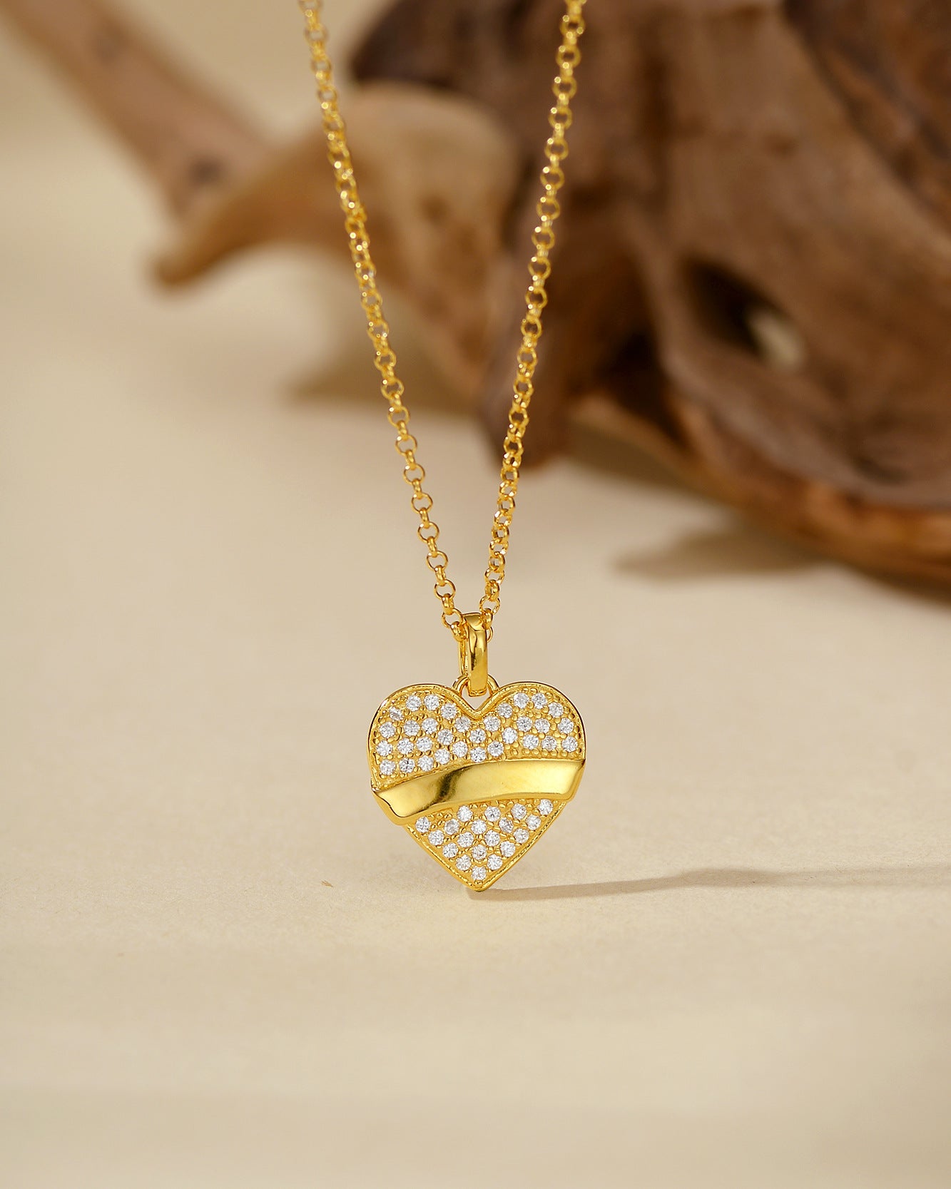 Diagonal Band Heart Pendant Necklace