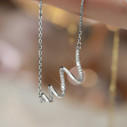 Irregular Ripple Pendant Necklace