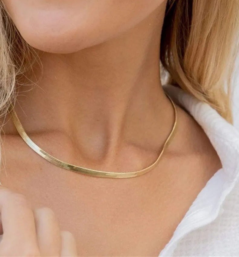 Sleek Herringbone Chain Necklace
