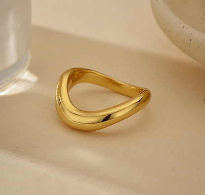 Wave Curve Ring