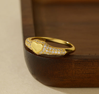 Pavé Heart Signet Ring