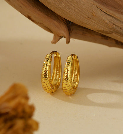 Twist Croissant Hoop Earrings