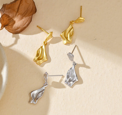 Twisted Leaf Drop Earrings