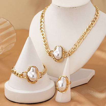 Vintage-Inspired Jewelry Pearl Set