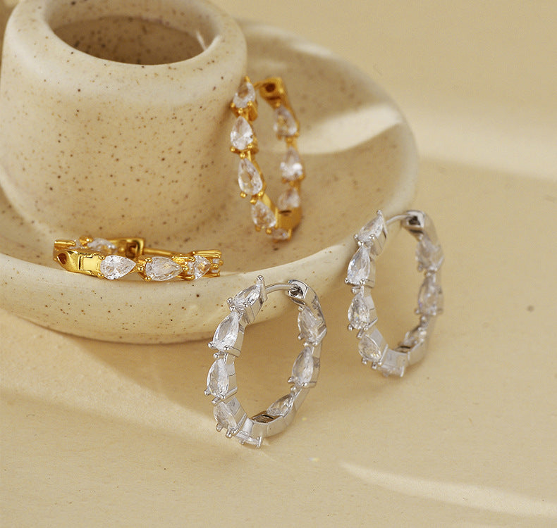 Teardrop Curve Hoop Earrings