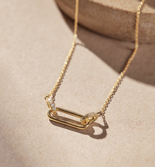 Interlocking Paper Clip Necklace