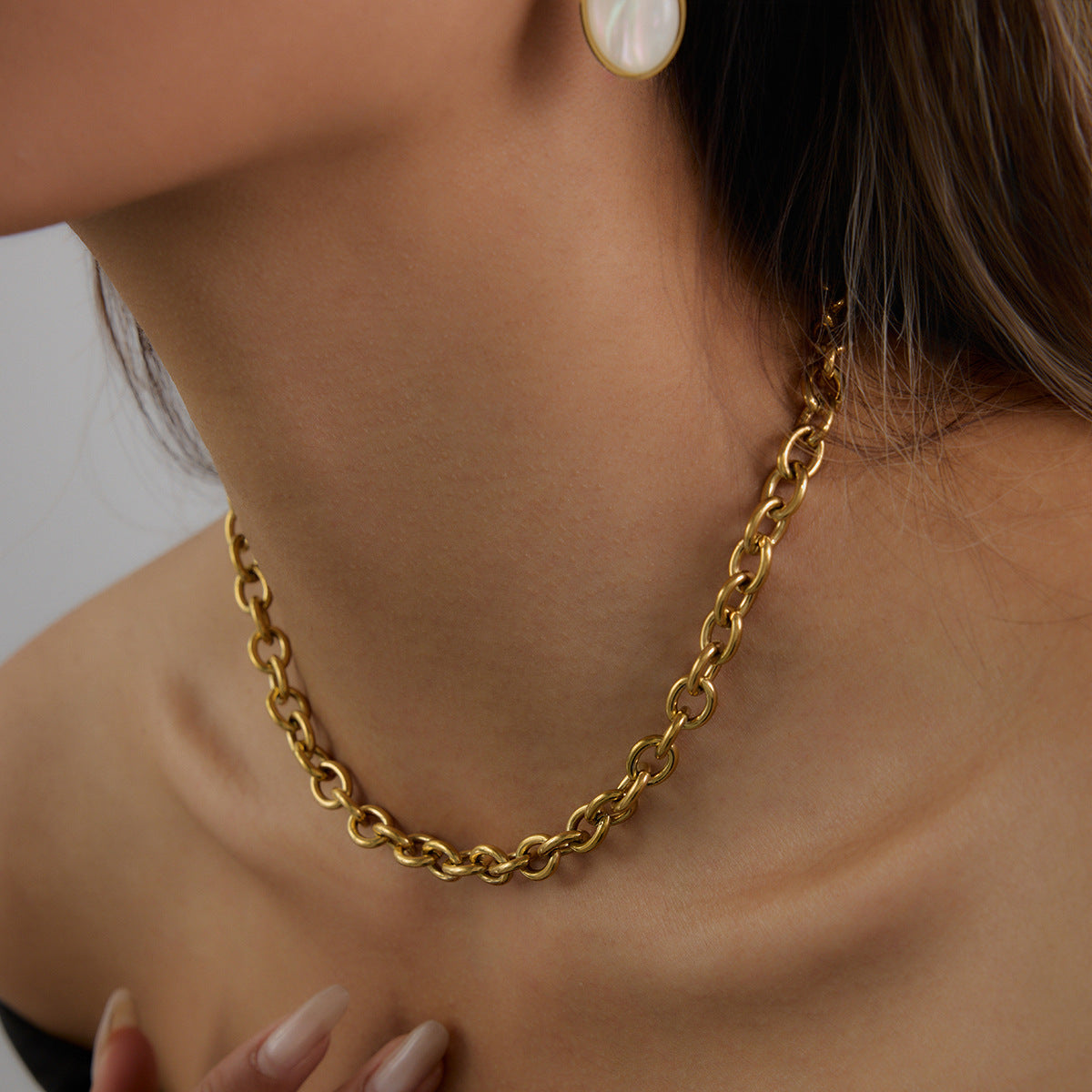 Bold Round Chain Statement Necklace