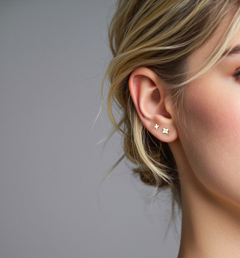 Four-Leaf Clover Flower Earrings