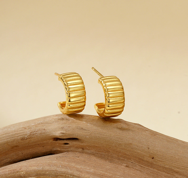 C-Shaped Curved Hoop Earrings