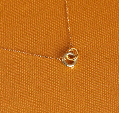 Minimalist Interlock Necklace