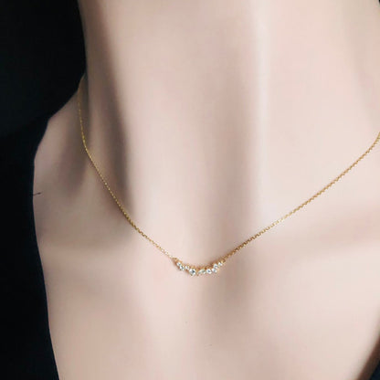 Curve Stone Pendant Necklace