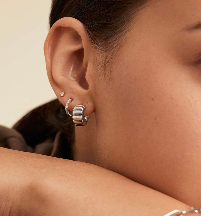 C-Shaped Curved Hoop Earrings