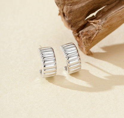 C-Shaped Curved Hoop Earrings